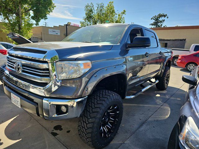 2017 Toyota Tundra SR5