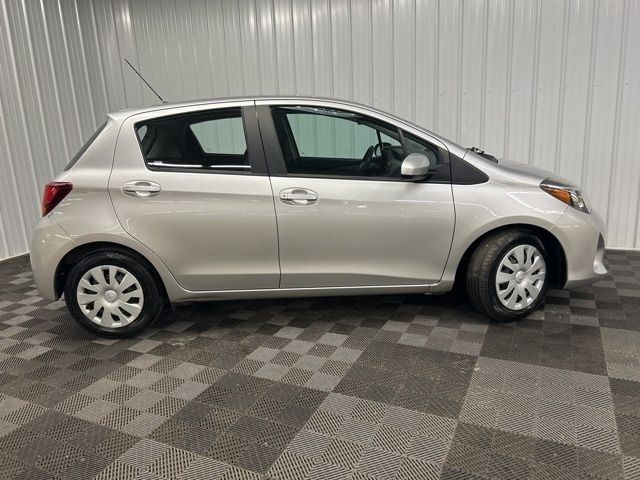 2017 Toyota Yaris L