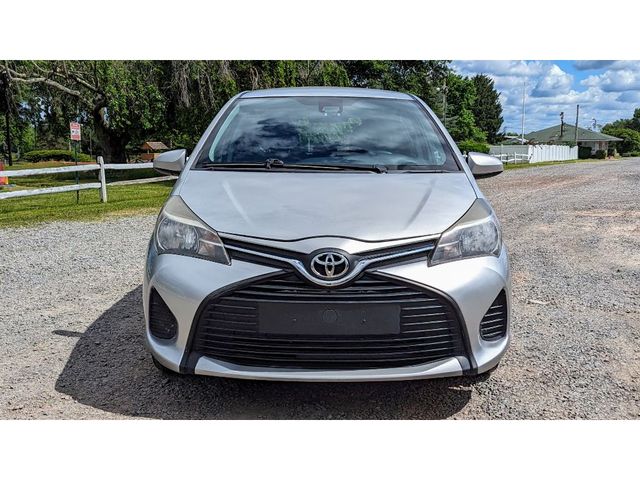 2017 Toyota Yaris L