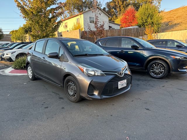 2017 Toyota Yaris LE