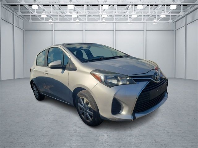 2017 Toyota Yaris LE