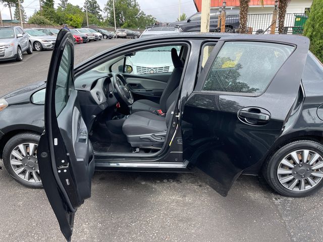 2017 Toyota Yaris L