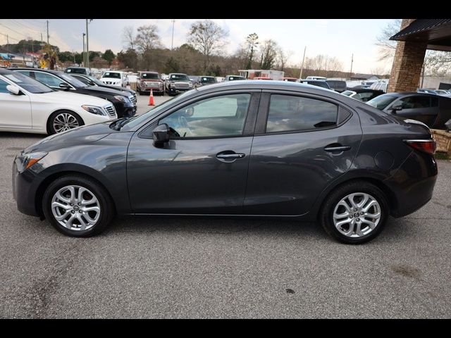 2017 Toyota Yaris iA Base