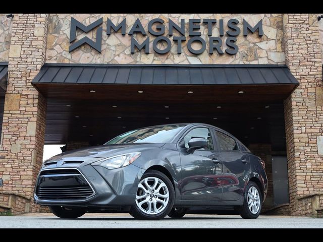 2017 Toyota Yaris iA Base