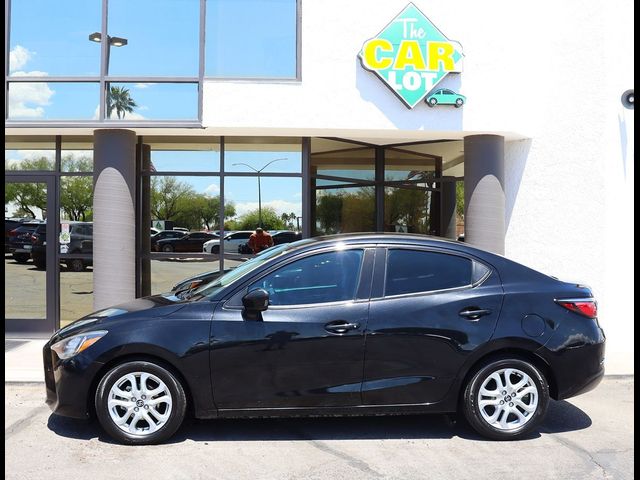 2017 Toyota Yaris iA Base