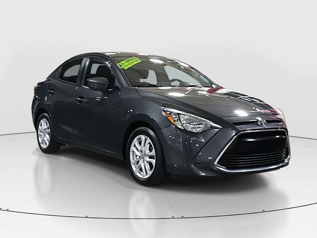 2017 Toyota Yaris iA Base