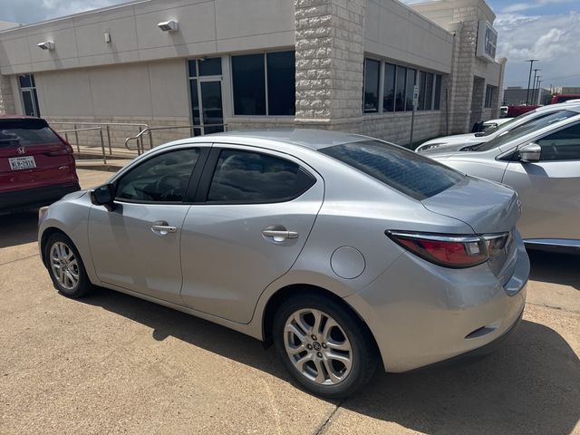 2017 Toyota Yaris iA Base
