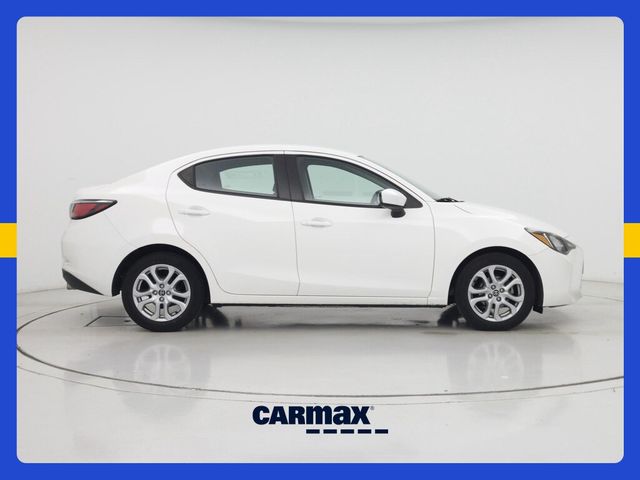 2017 Toyota Yaris iA Base