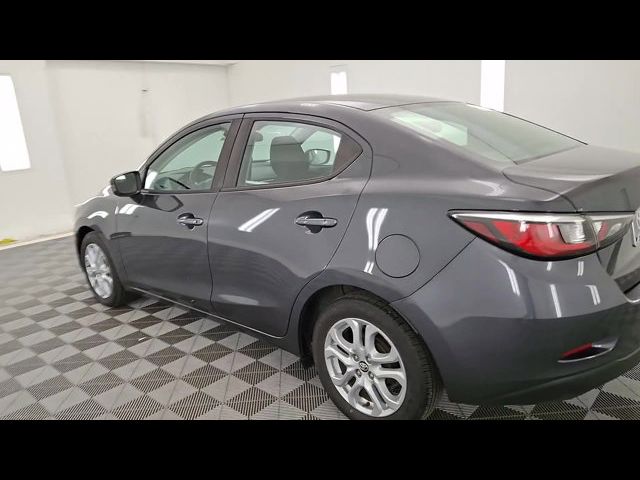 2017 Toyota Yaris iA Base