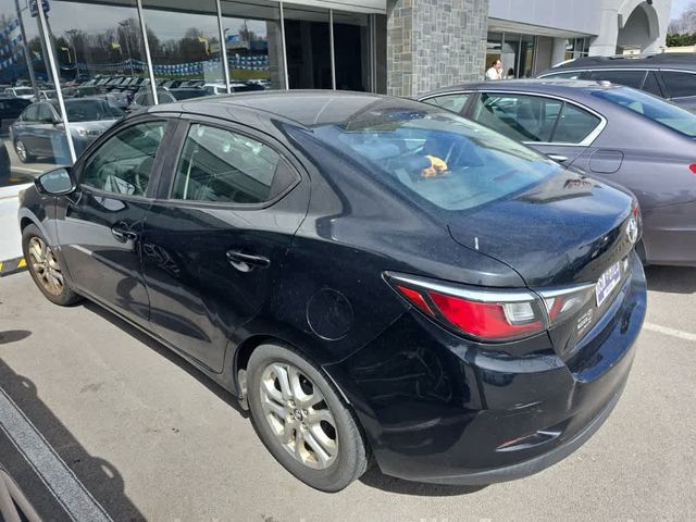 2017 Toyota Yaris iA Base
