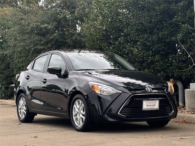 2017 Toyota Yaris iA Base