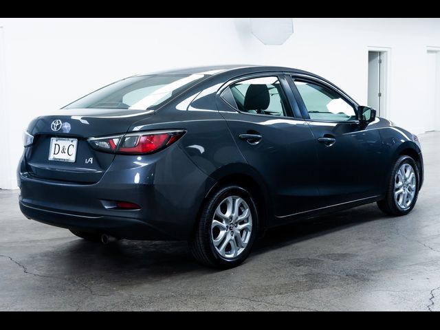 2017 Toyota Yaris iA Base