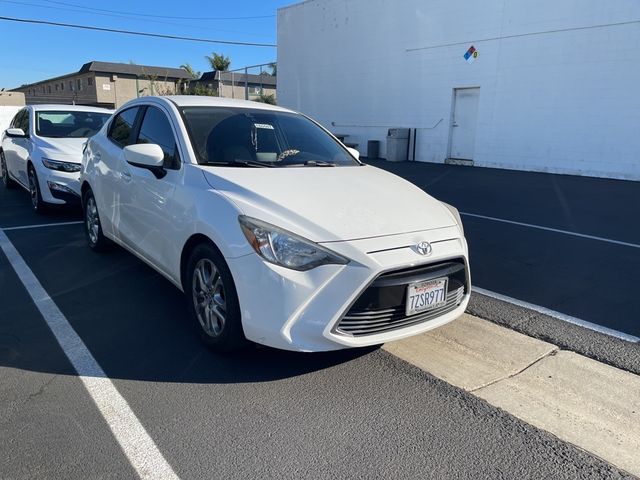 2017 Toyota Yaris iA Base