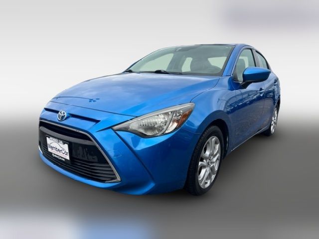 2017 Toyota Yaris iA Base