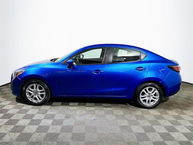 2017 Toyota Yaris iA Base