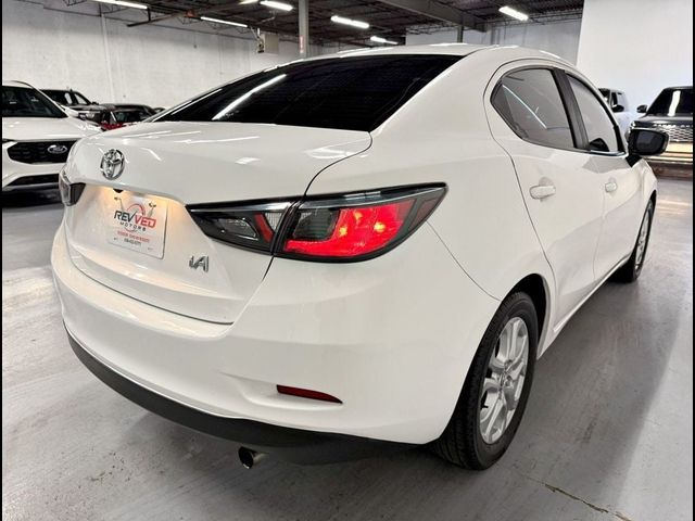 2017 Toyota Yaris iA Base