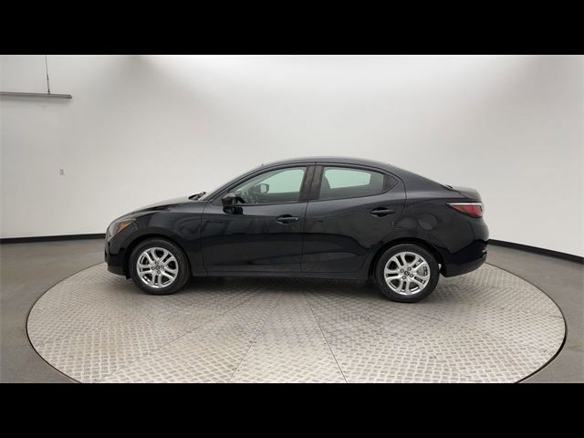 2017 Toyota Yaris iA Base