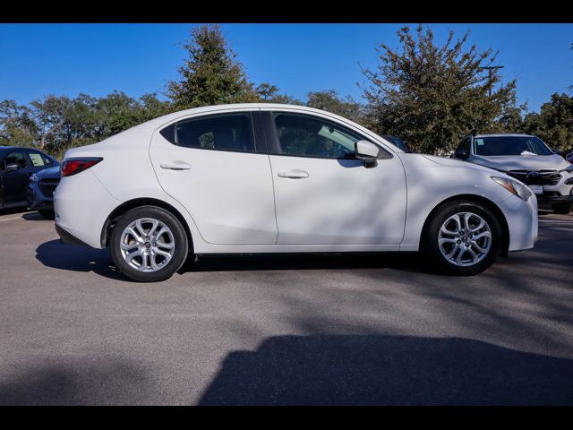 2017 Toyota Yaris iA Base