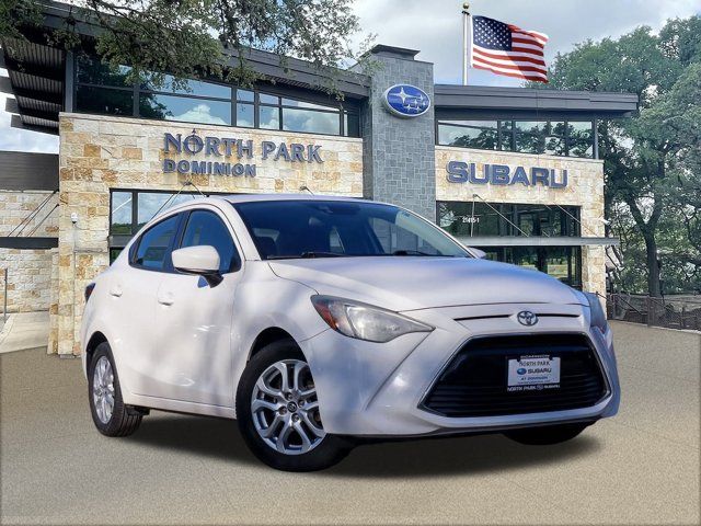 2017 Toyota Yaris iA Base