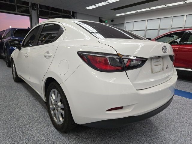 2017 Toyota Yaris iA Base