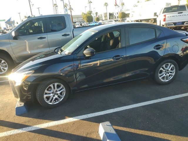 2017 Toyota Yaris iA Base