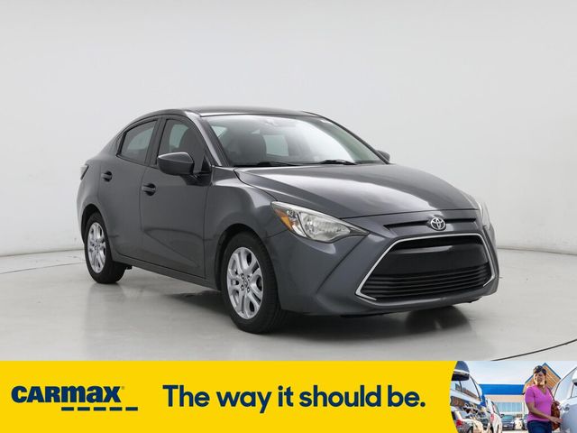 2017 Toyota Yaris iA Base