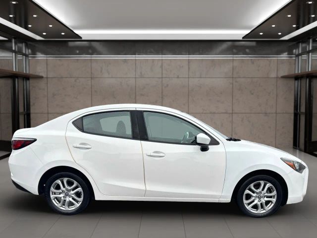 2017 Toyota Yaris iA 