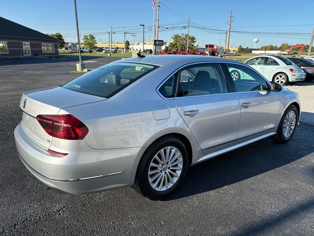 2017 Volkswagen Passat 1.8T SE