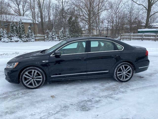 2017 Volkswagen Passat R-Line Comfort