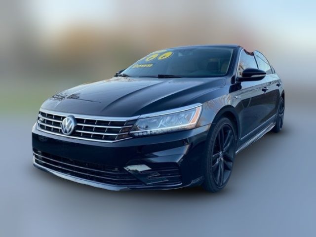 2017 Volkswagen Passat R-Line Comfort