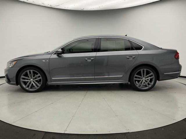 2017 Volkswagen Passat R-Line Comfort