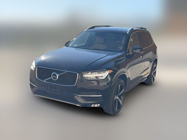 2017 Volvo XC90 Momentum