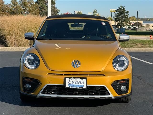 2017 Volkswagen Beetle 1.8T Dune