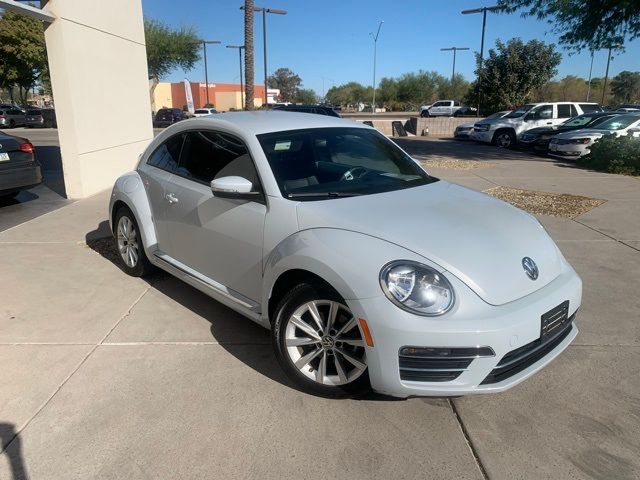 2017 Volkswagen Beetle 1.8T SE