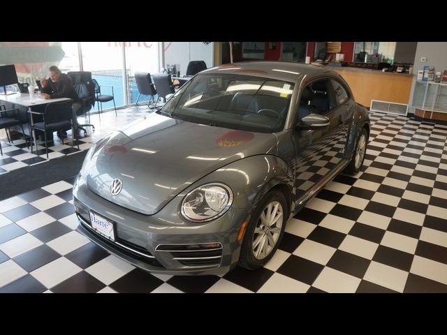 2017 Volkswagen Beetle 1.8T SE