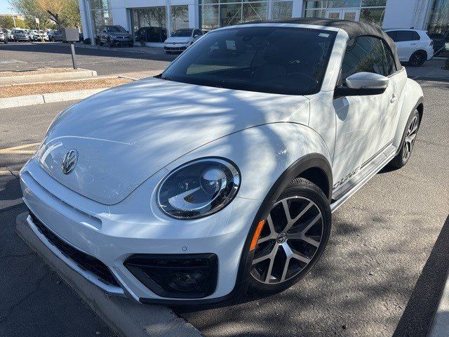 2017 Volkswagen Beetle 1.8T Dune