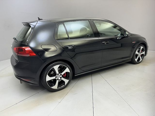 2017 Volkswagen Golf GTI SE