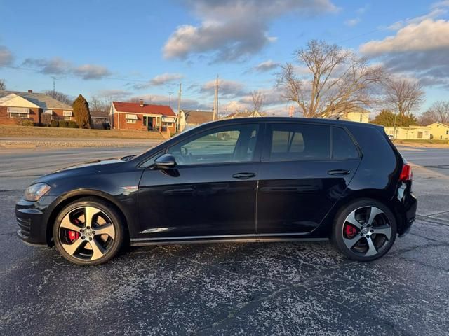 2017 Volkswagen Golf GTI S