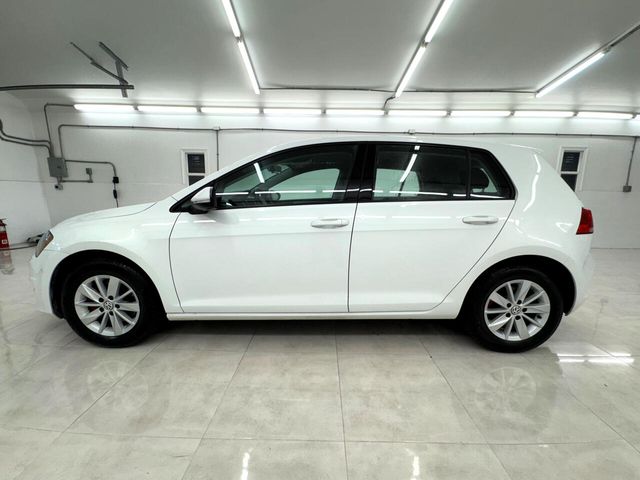 2017 Volkswagen Golf Wolfsburg Edition