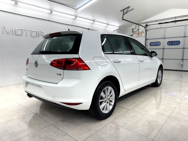 2017 Volkswagen Golf Wolfsburg Edition