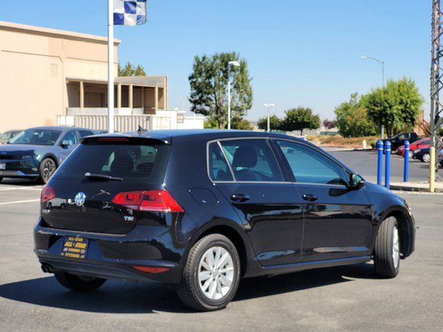 2017 Volkswagen Golf 