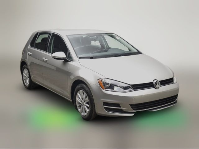 2017 Volkswagen Golf S