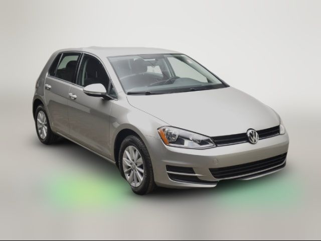 2017 Volkswagen Golf S