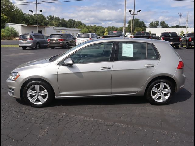 2017 Volkswagen Golf SEL