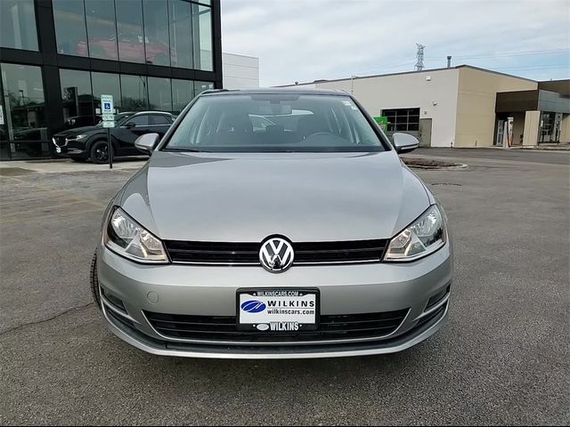 2017 Volkswagen Golf SE