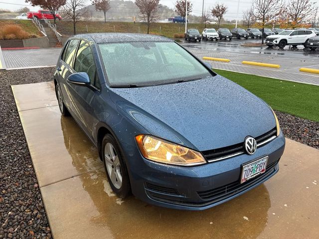 2017 Volkswagen Golf S