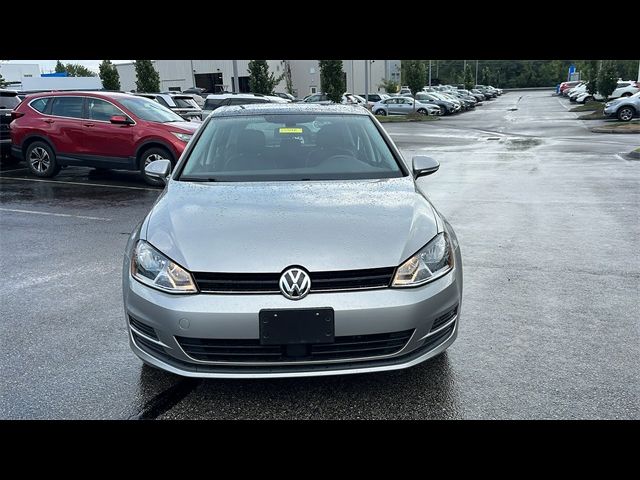 2017 Volkswagen Golf Wolfsburg Edition