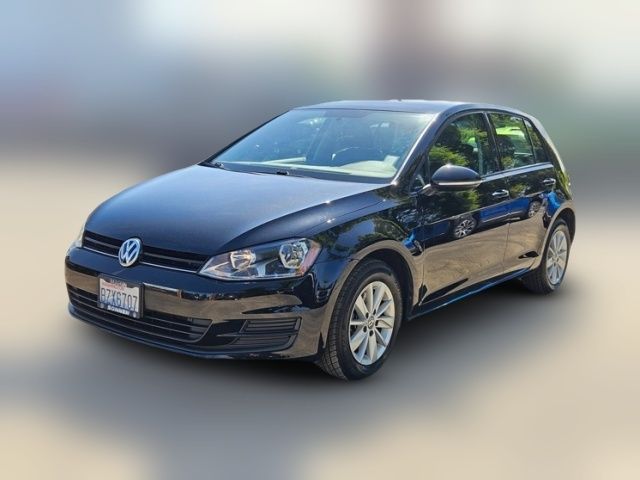 2017 Volkswagen Golf 