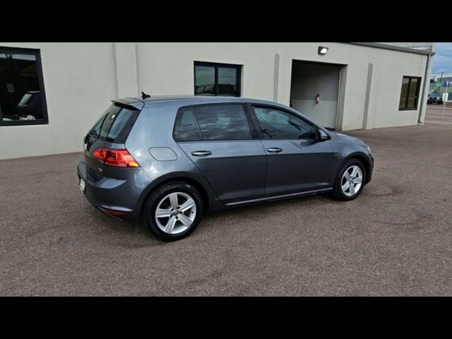 2017 Volkswagen Golf 