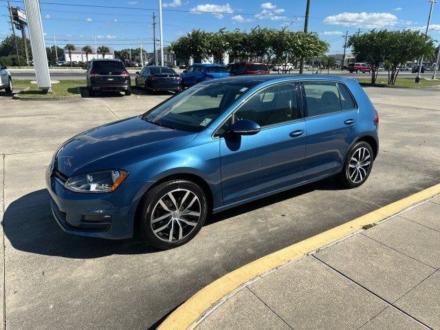 2017 Volkswagen Golf 